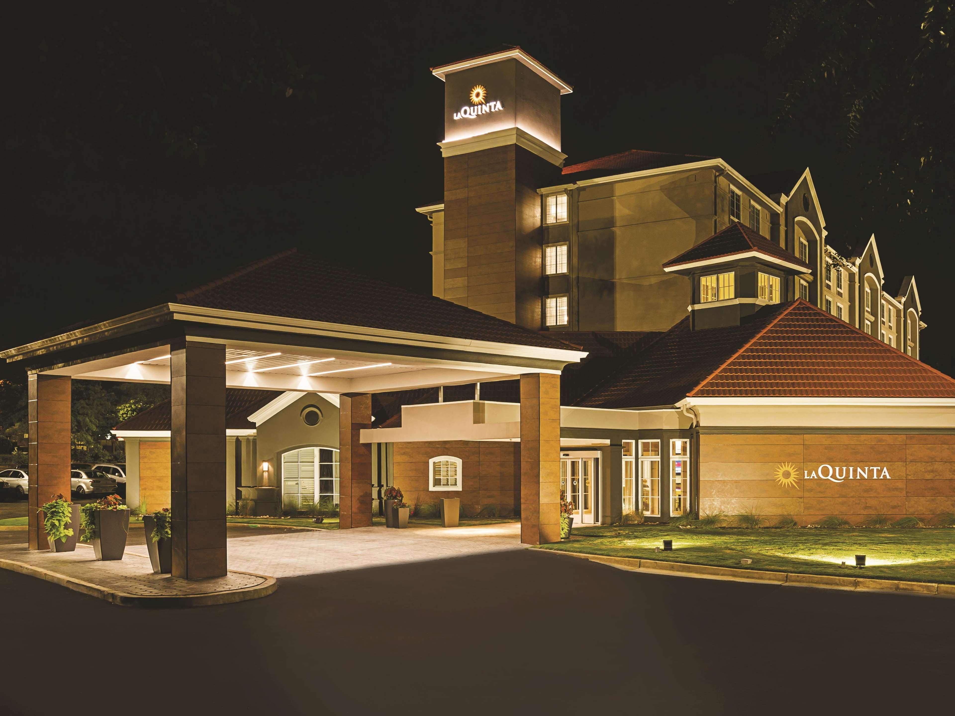 La Quinta By Wyndham Atlanta Alpharetta Hotel Exterior photo