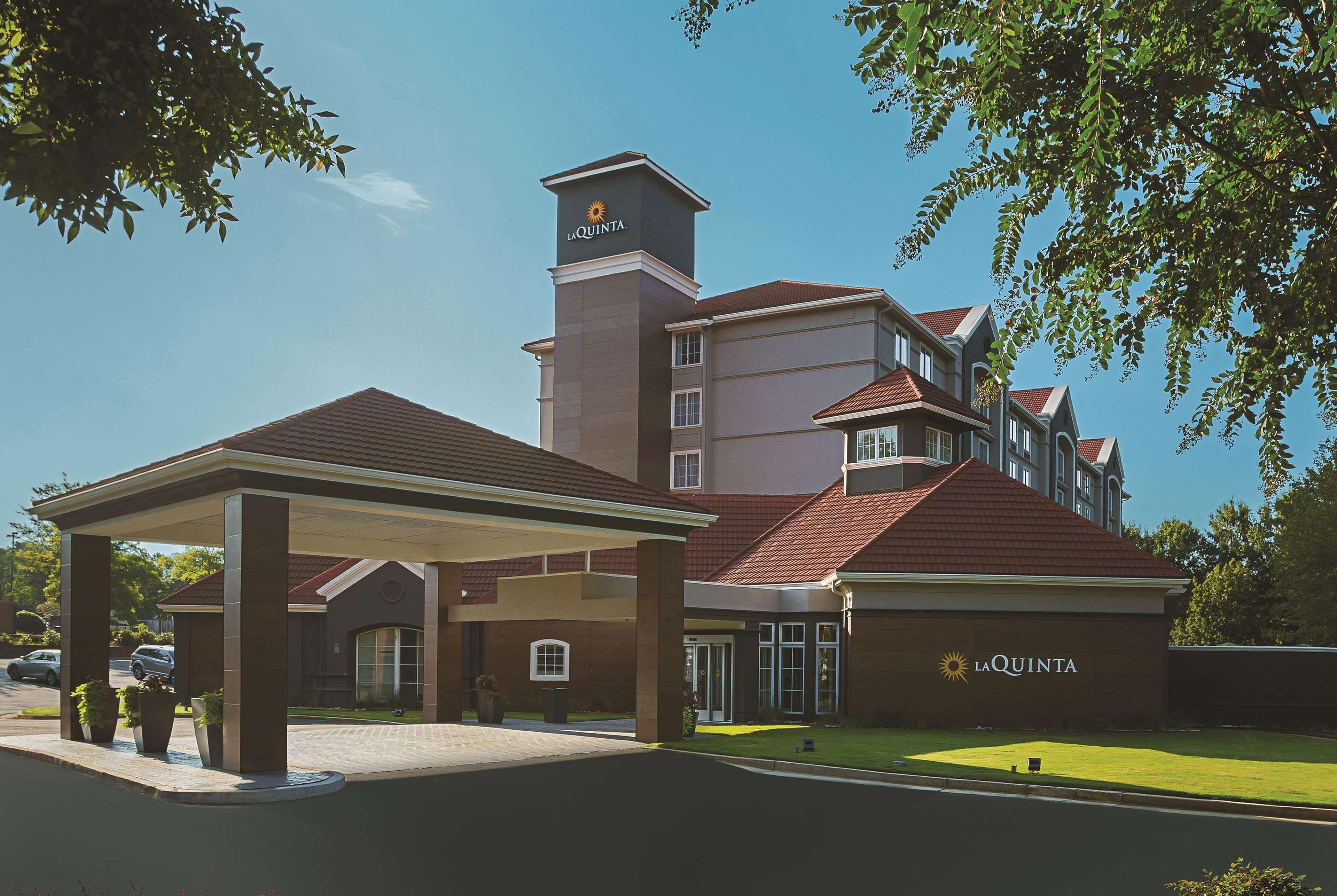 La Quinta By Wyndham Atlanta Alpharetta Hotel Exterior photo