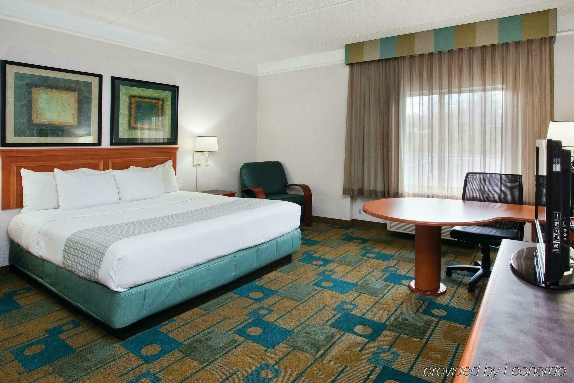 La Quinta By Wyndham Atlanta Alpharetta Hotel Exterior photo